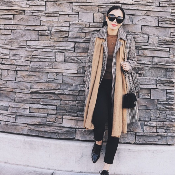 J. Crew Accessories - J. Crew tan knitted cotton scarf